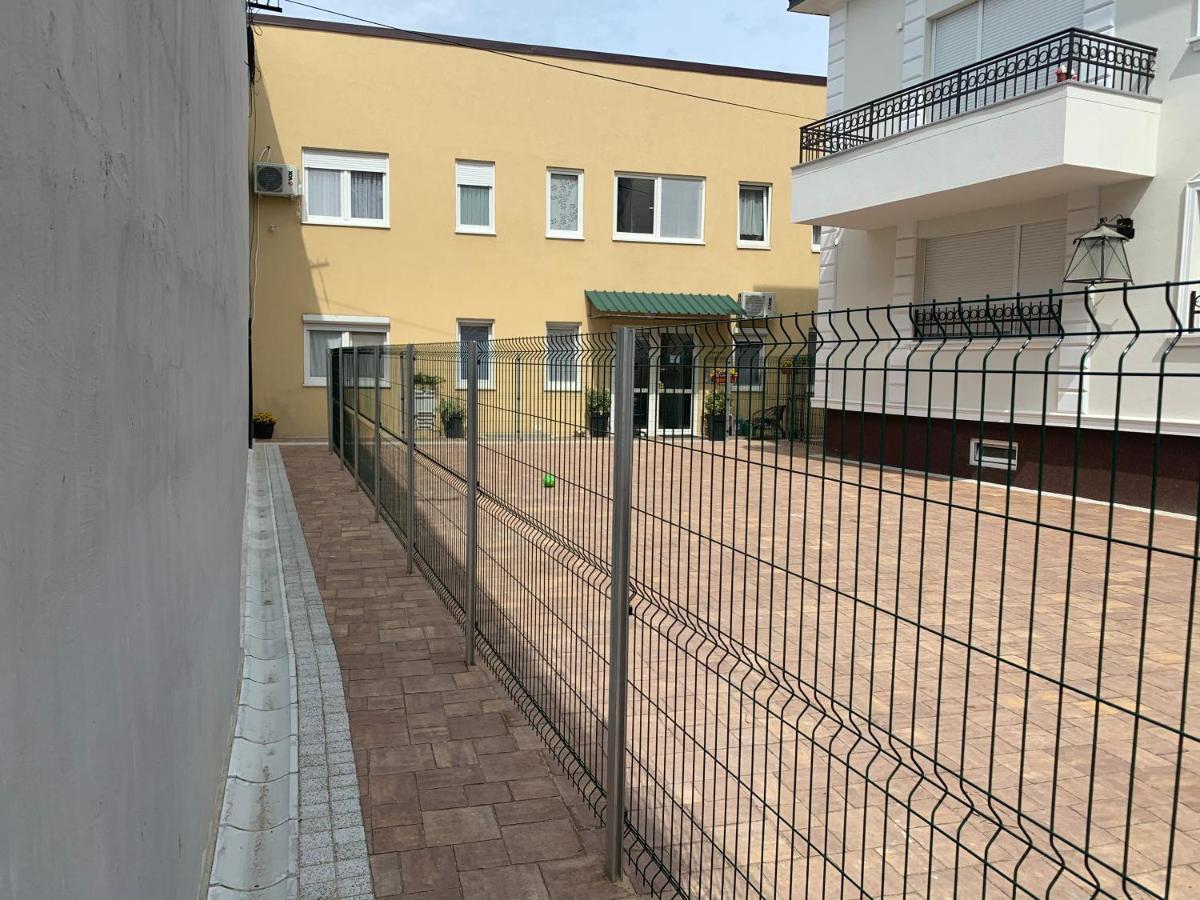 A6 Apartment Novi Sad Exterior photo
